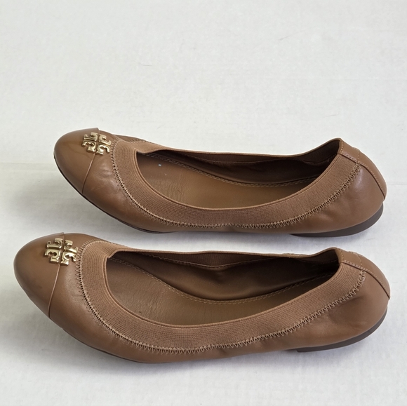 TORY BURCH Jolie Beige Patent Leather Cap-toe Gold Logo Ballet Flats Sz 6.5 M - Picture 8 of 14